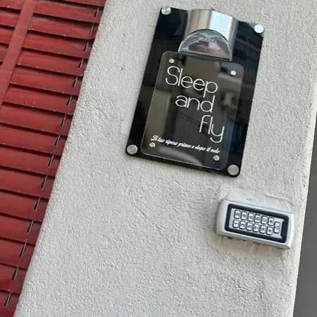 Sleep And Fly كاتانيا